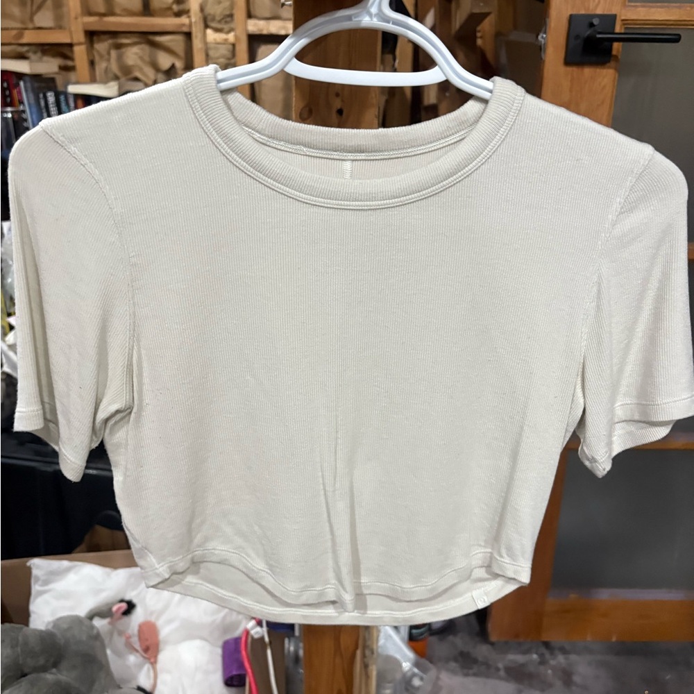 NEVER WORN - hold tight cropped t-shirt in BONE